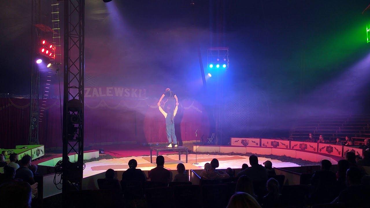 Cyrk Zalewski 2020 - Tonito & Maciej - groteska akrobatyczna