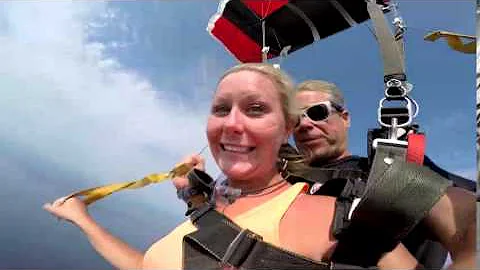 Lauren Conley @skydiveobx