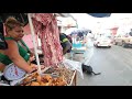 Asi se Venden Los Chicharrones En Guatemala