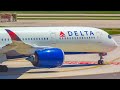 (4K) Beautiful Plane Spotting at Detroit Metro Airport