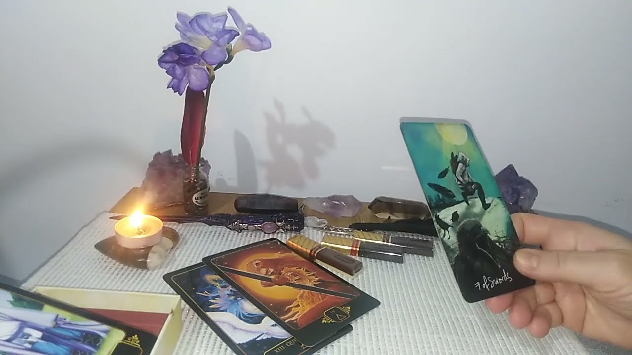 CE ENERGIE FEMININA ACTIVEZI IN ACEASTA PERIOADA - LA ALEGERE - 4 VARIANTE - ATEMPORAL