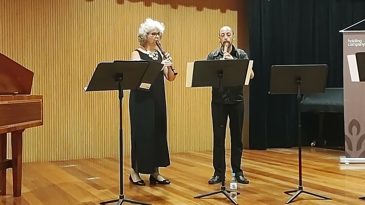 'Sixième Concert - Allemande'(M. de Montéclair). Lucia Carpena e José Rodríguez em Porto Alegre.