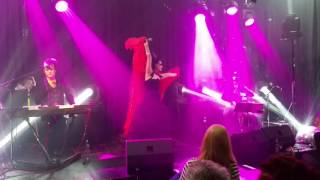 &quot;Stahl auf meiner Brust&quot; - Schneewittchen Live in Hannover