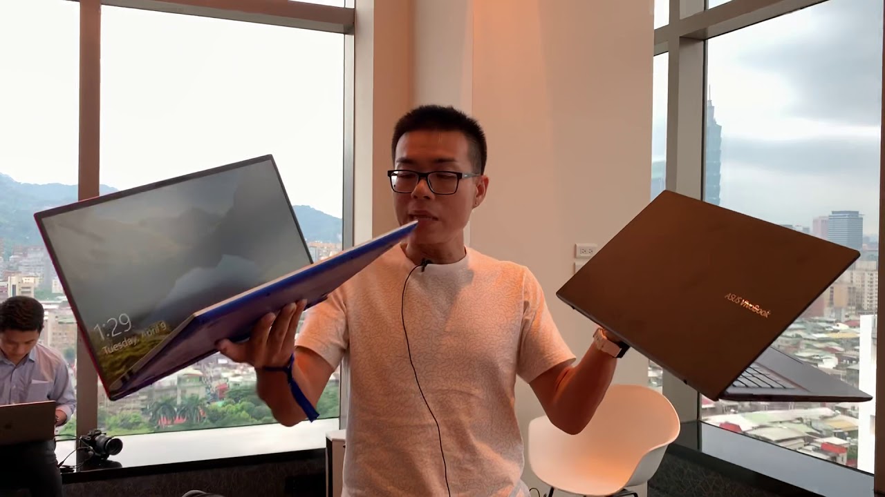 Preview - ASUS VivoBook S14/S15 ปี 2019 สวยหรูดูดีขึ้น พร้อม ScreenPad และ NumberPad เริ่มสองหมื่น +