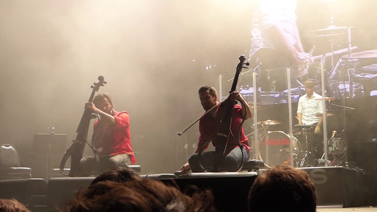 2 Cellos Thunderstruck (video clears up 30 seconds in) YouTube