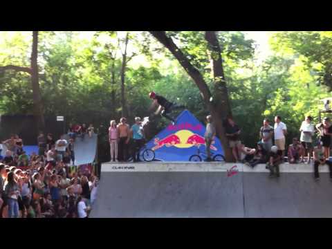 Видео: Quick edit: XSA Backyard Jam (квалификация) by Hellride.ru