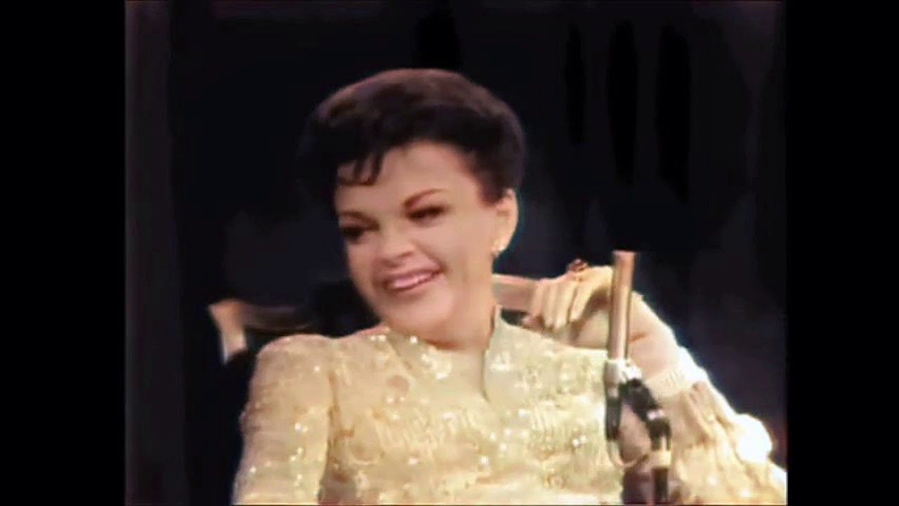 [IN COLOR] JUDY GARLAND on MARLENE DIETRICH — Diva on Diva