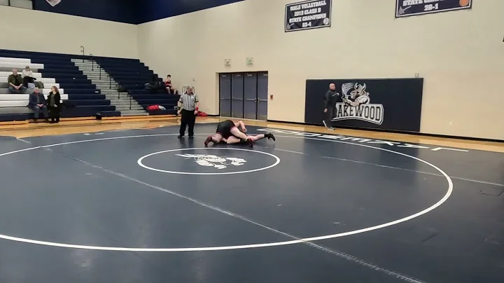Collin Simons v. Chirs Kus -- Heavyweight -- Lakew...