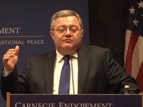 გამოსვლა კარნეგის ცენტრში