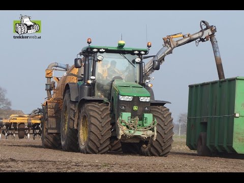 John Deere -
