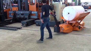 Multi-purpose truck for transport of warp beams and big batches, EE-DKHUM