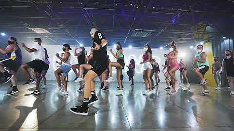 Thumbnail of Toma Toma Vapo Vapo - Zé Felipe e MC Danny | FitDance (Coreografia) | Dance Video