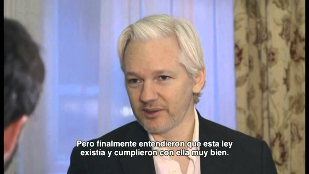 Entrevista a Julian Assange hace 8 años. “Gobiernos: Ley de transparencia como coartada.“