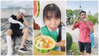 Candy inside a watermelon - Poor Boy & Bad Friend 🍉😱😢 Linh Nhi Su Hao #shorts LNS vs SH