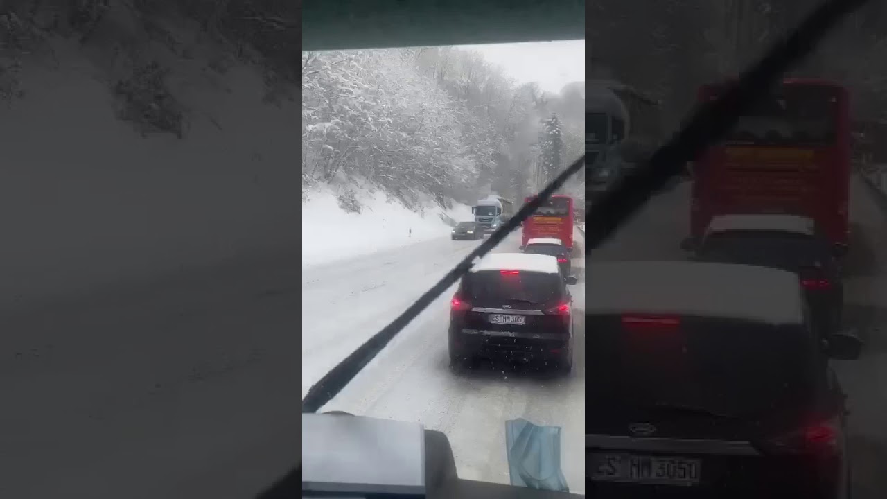 Audi Quattro zieht LKW die Steigung hoch Audi Quattro towing a truck