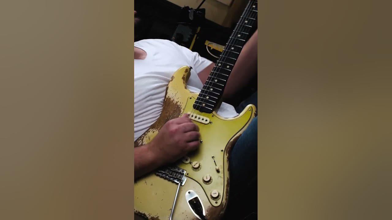 Stevie Ray Vaughan Scuttle Buttin country version Stevie Ray Vaughan Scuttle Buttin country version