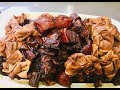 弄堂美食，儿时记忆，美好时刻！上海经典本帮菜——百叶结红烧肉～上海菜饭！