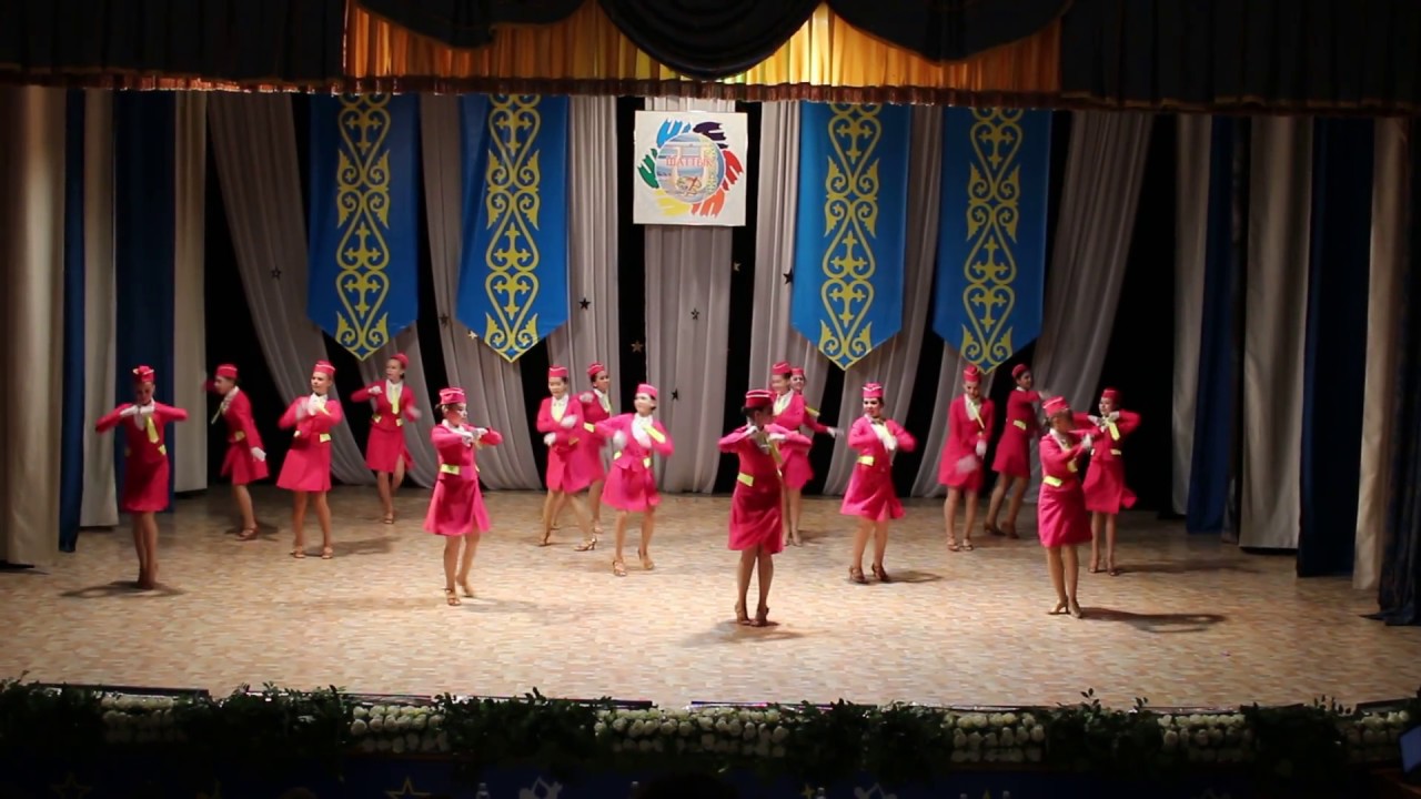 Воздушный экипаж. Студия танца СарыАрка