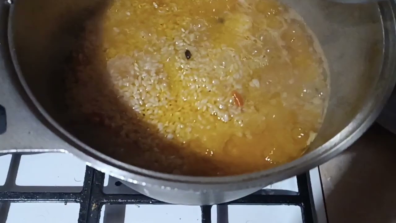 Приготовила таджикский плов очень вкусный. Пожалуйста поставьте лайк и подпишитесь 