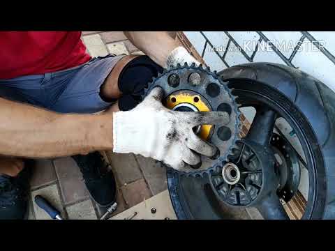 SUZUKI BANDIT 1200 Замена приводной цепи и звезд.