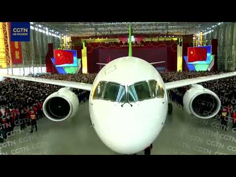Си Цзиньпин: Китаю необходимо развивать самолетостроение