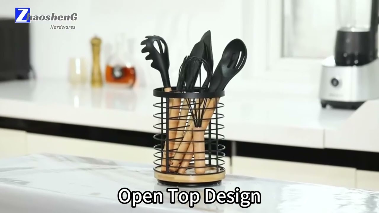 Kitchen Utensil Holder: 360° Rotating Organizer for a Tidy Kitchen