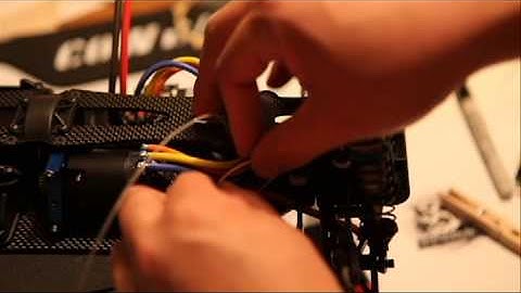 B44.2 RC Buggy Build Part 37 Installing The Receiver