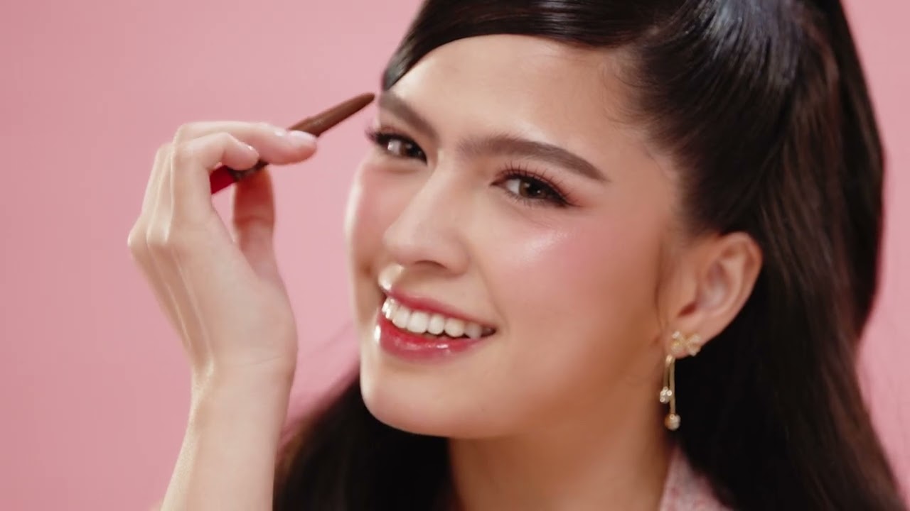 Alexa Ilacad is officially onboard with Beauty To Go by Cathy Doll