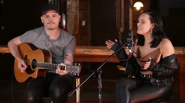 Bottle This Up (Acoustic) - Courtney Hunt
