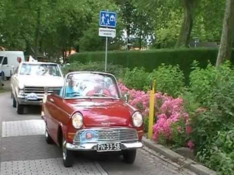 Automobilist rijdt huis binnen als bewoonster staat te douchen in Oss