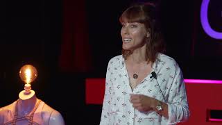 Accouchements naturels: nos corps, nos choix, notre avenir | Méline Leca | TEDxGenevaStudio