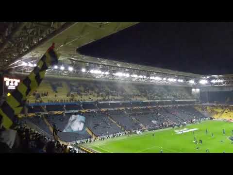 Soğuktan üşüsek titresek bile,sana olan aşkımız bitmez Fenerbahçe(29.11.18 Fenerbahçe-zagreb)