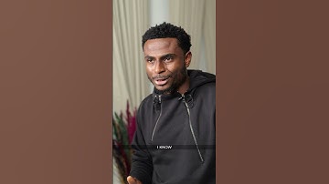 What causes green or pink lines on Samsung screens?