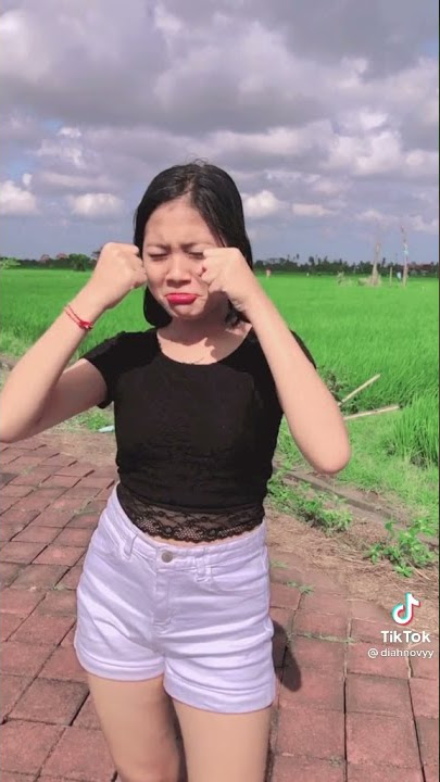 Tiktok Diah novy terbaru gemoy (shorts seleb tiktok)