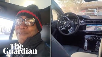 Malfunctioning robotaxi traps passenger in car: 