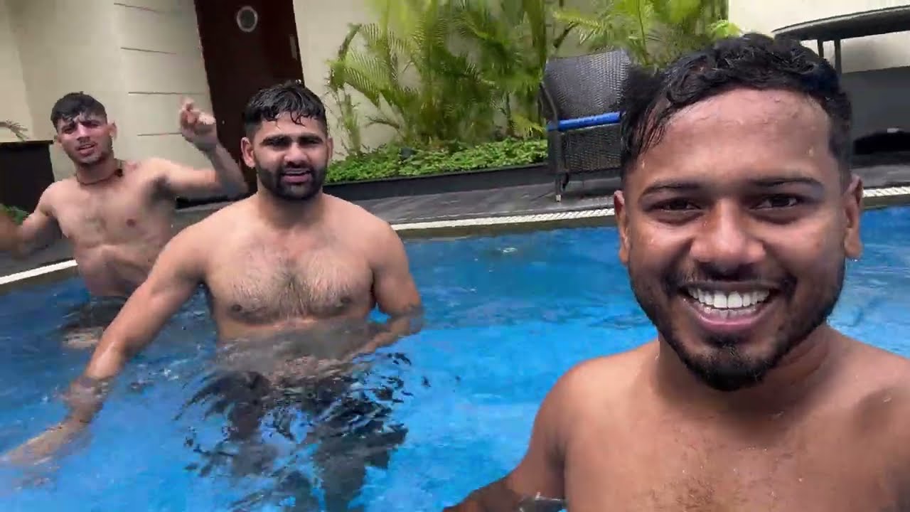 Pool session & relaxation with juniors Before match ||