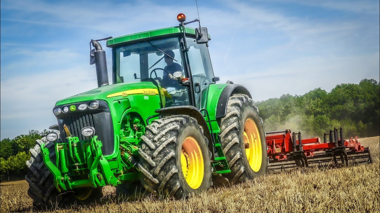Team 100% John Deere au déchaumage | 8120/6210r