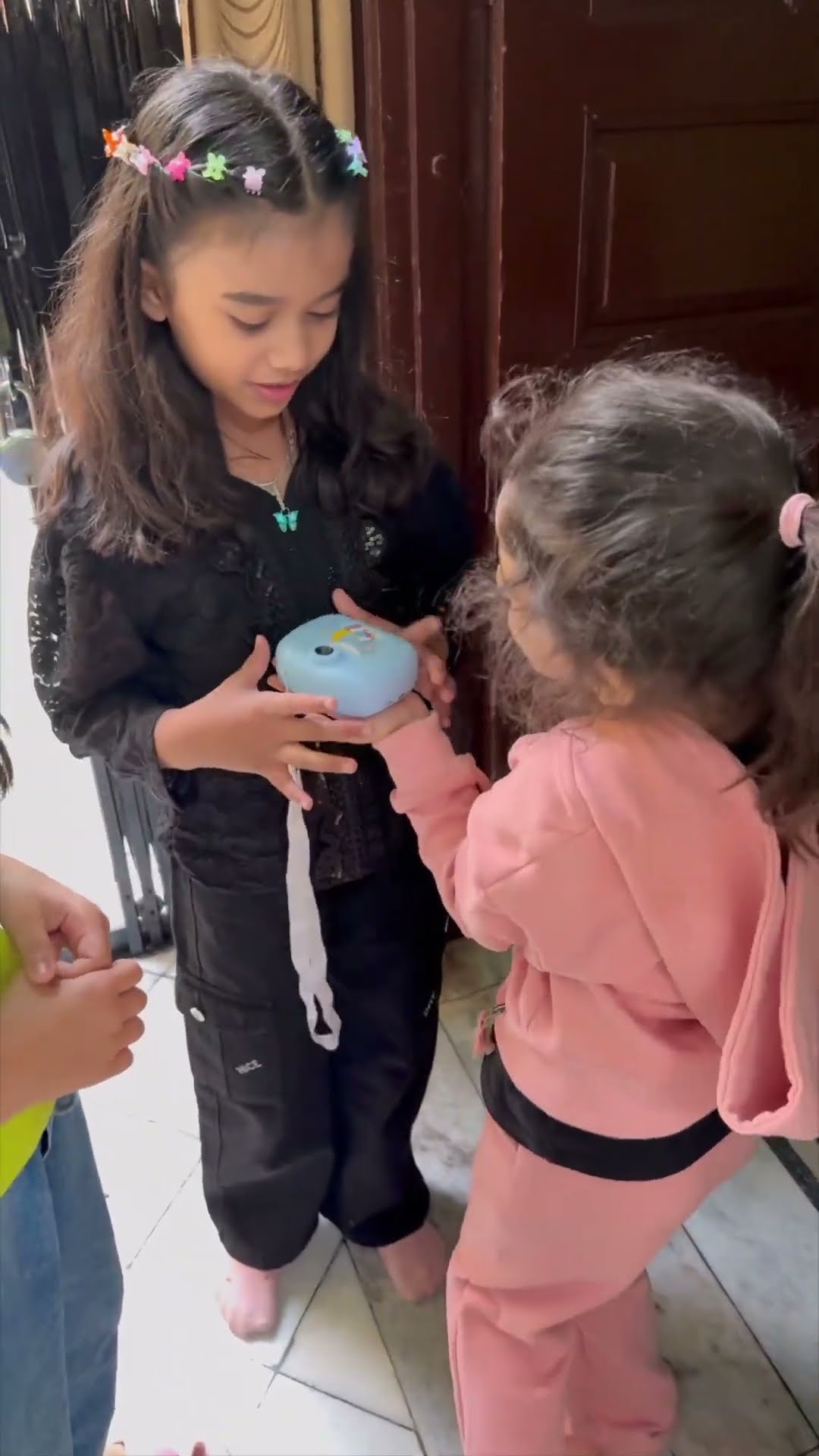 Amaira ne Maahi ki photo Kaisi kheechi ???