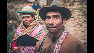 En Bolivie, le savoir Kallawaya est transmis oralement par les anciens depuis des générations