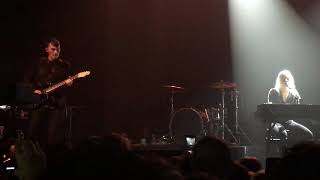 PVRIS - Same Soul live @ Elysée Montmartre 18.11.17