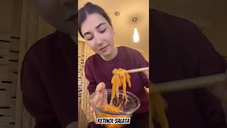 Akşam Bu Salatayı Yiyorum Ve Cilt Bakımım Tamamlanıyor