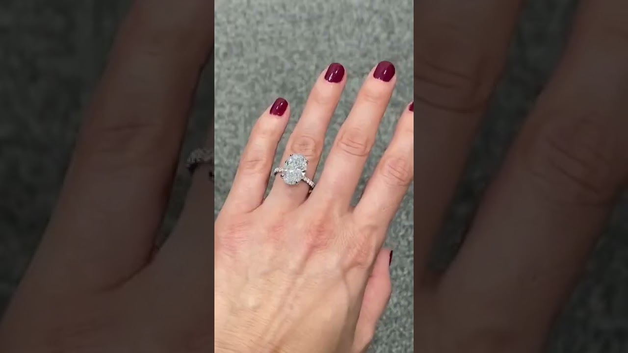 Take a look at this gorgeous 6 Carat Oval Diamond Engagement Ring made in Hatton Garden