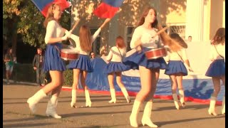 Барабанщики Танец - Гусь-Хрустальный