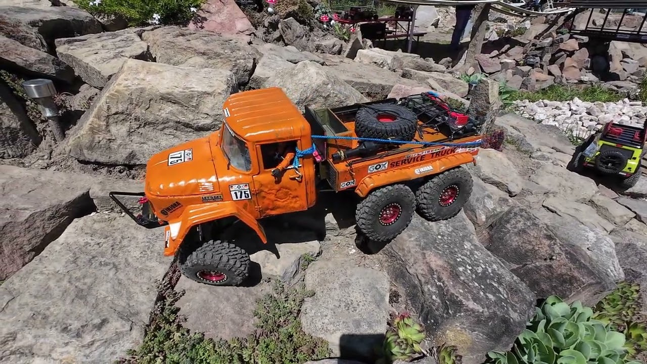 Epic day in Huddene - Capra UTB18, TRX6, Wraith, Bushido, Trailwalker, CJ7, JT6, Basecamp and more.