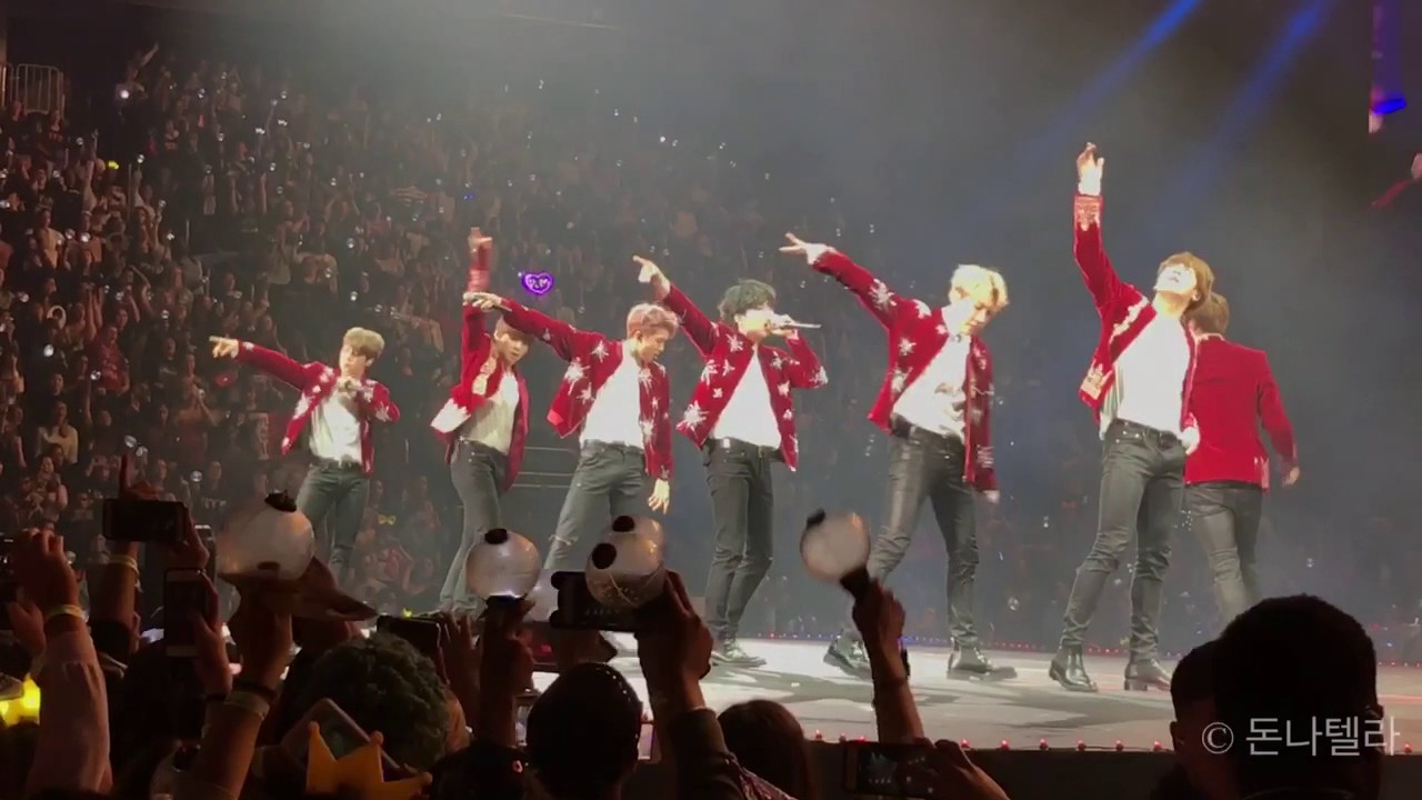 170324 BTS WINGS TOUR NEWARK - FIRE