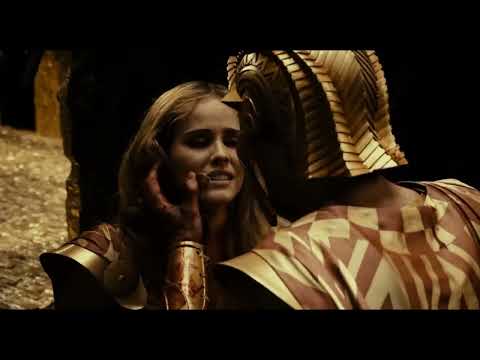 IMMORTALS 2011 Gods V Titans Scene