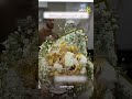 شاب يهدي خطيبته بوكيه ورد بـ نص مليون جنية شاب يهدي خطيبته بوكيه ورد بـ نص مليون جنية