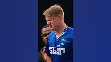 Eats slaps like NOTHING!!!