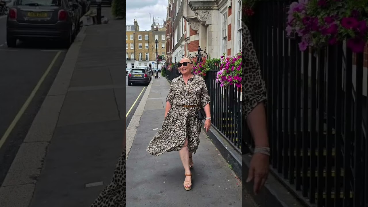 Checkout our very own Deb, the owner and head of design here at Threadz, is strutting her stuff on