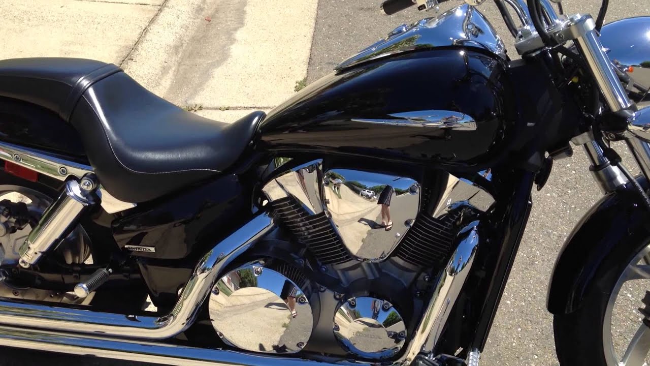 Vtx 1300 cobra speedster longs. Cold start.